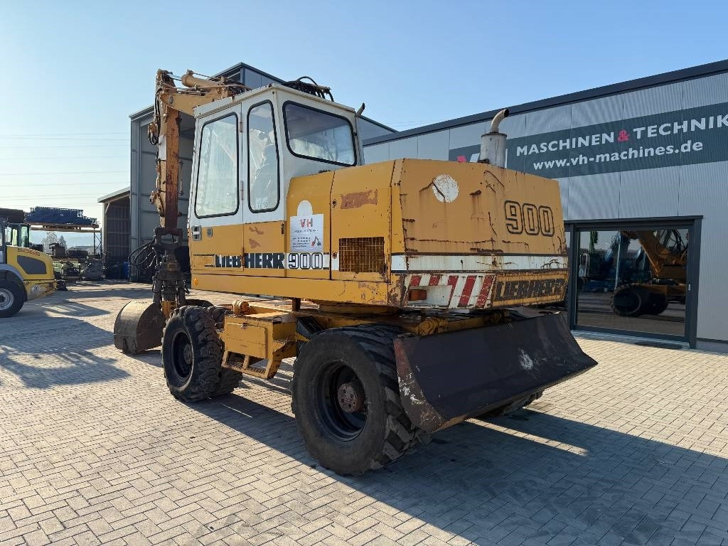 Liebherr A 900 C - Багер на тркала: слика 2 Liebherr A 900 C - Багер на тркала: слика 2