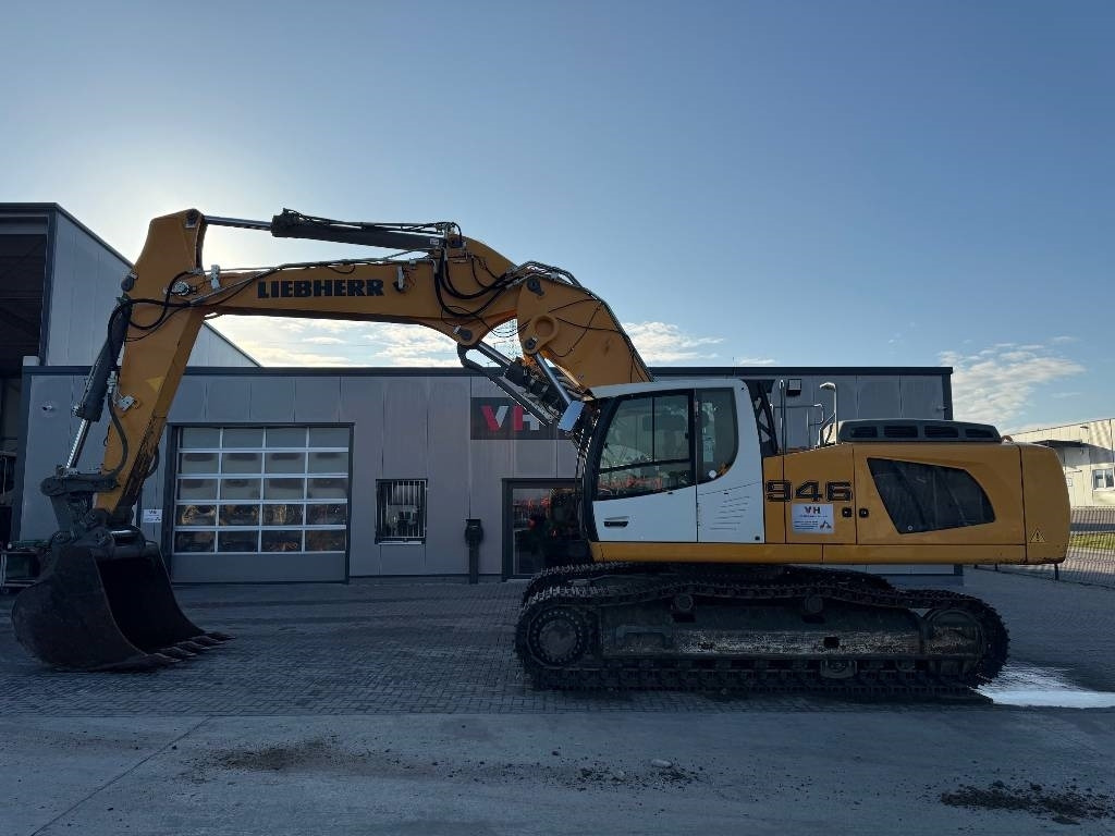 Liebherr R 946 - Багер гасеничар: слика 2 Liebherr R 946 - Багер гасеничар: слика 2