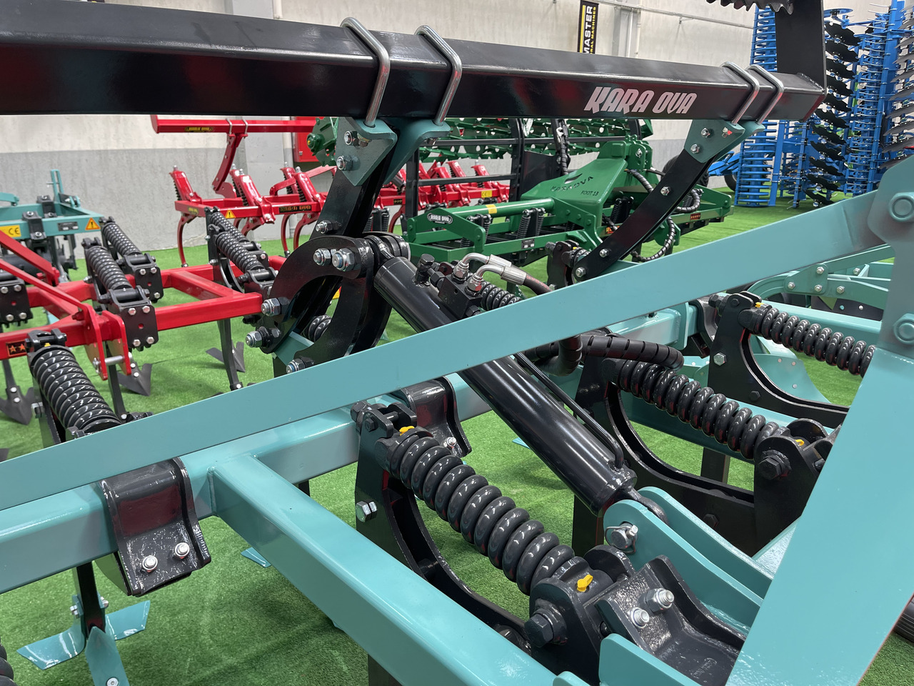 SOIL MASTER _SPRING LOADED CHISEL PLOUGH - Плуг: слика 3 SOIL MASTER _SPRING LOADED CHISEL PLOUGH - Плуг: слика 3