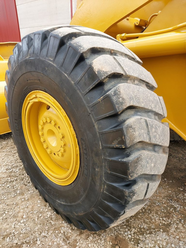 CAT 938H - Натоварувач на тркала: слика 4 CAT 938H - Натоварувач на тркала: слика 4