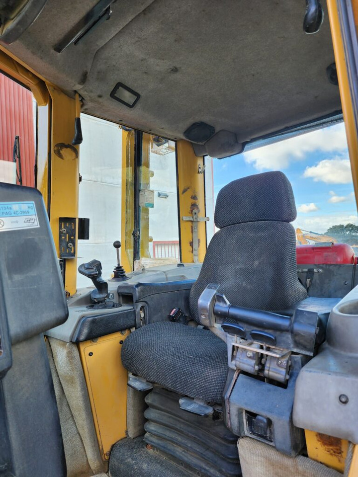 CAT D6N LGP - Булдожер: слика 3 CAT D6N LGP - Булдожер: слика 3