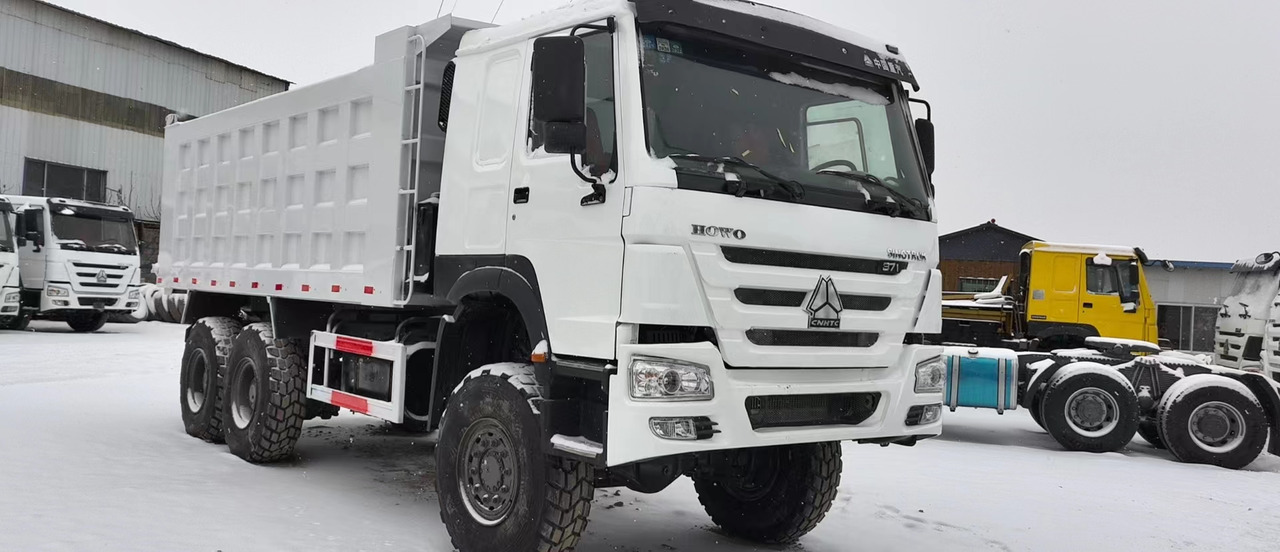 6X6 HOWO SINOTRUCK 371HP/375HP/420HP - Кипер: слика 1 6X6 HOWO SINOTRUCK 371HP/375HP/420HP - Кипер: слика 1