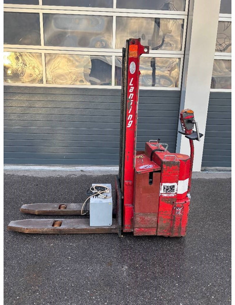 Lansing Hochhubwagen - Сложувач: слика 2 Lansing Hochhubwagen - Сложувач: слика 2