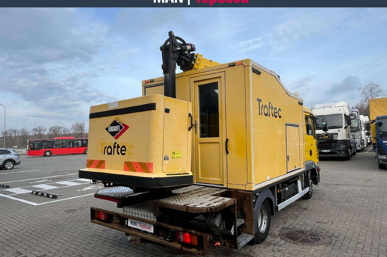 MAN 8.220 4X2 bokštelis(9291) - Камион со кран: слика 4 MAN 8.220 4X2 bokštelis(9291) - Камион со кран: слика 4