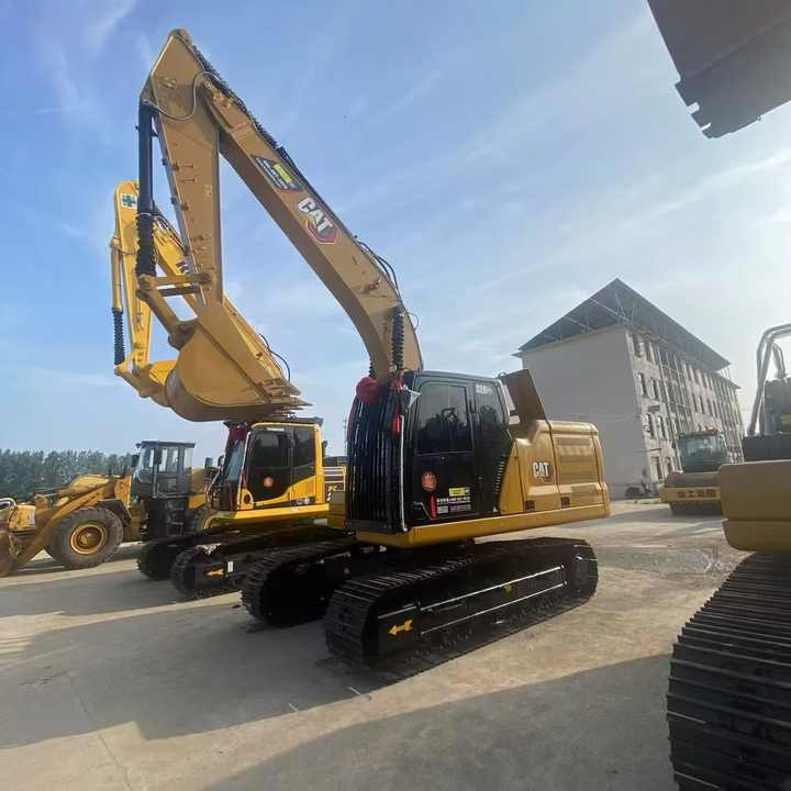 2024 year new model Used Cat 320GC 320D 320D 320C 320CL Caterpillar hydraulic crawler excavators in good condition - Багер: слика 1 2024 year new model Used Cat 320GC 320D 320D 320C 320CL Caterpillar hydraulic crawler excavators in good condition - Багер: слика 1