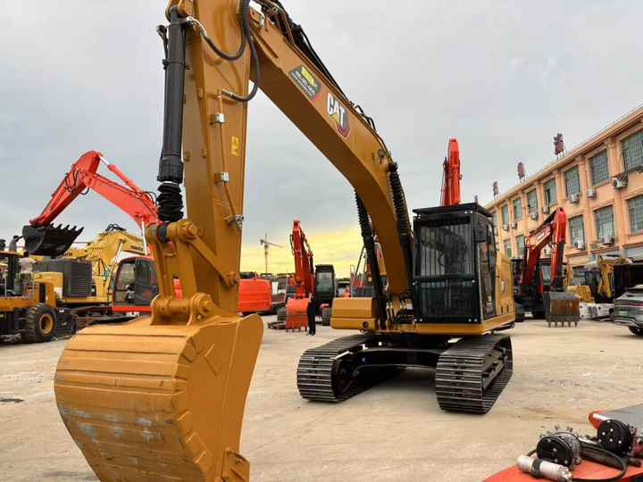 2024 year new model Used Cat 320GC 320D 320D 320C 320CL Caterpillar hydraulic crawler excavators in good condition - Багер: слика 4 2024 year new model Used Cat 320GC 320D 320D 320C 320CL Caterpillar hydraulic crawler excavators in good condition - Багер: слика 4