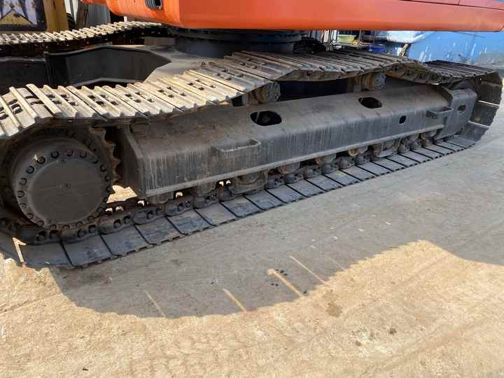 Best Selling DOOSAN excavator machine construction used machinery equipment dx225 DX60 DX70 DH60 DH220 used excavators in stock - Багер: слика 4 Best Selling DOOSAN excavator machine construction used machinery equipment dx225 DX60 DX70 DH60 DH220 used excavators in stock - Багер: слика 4