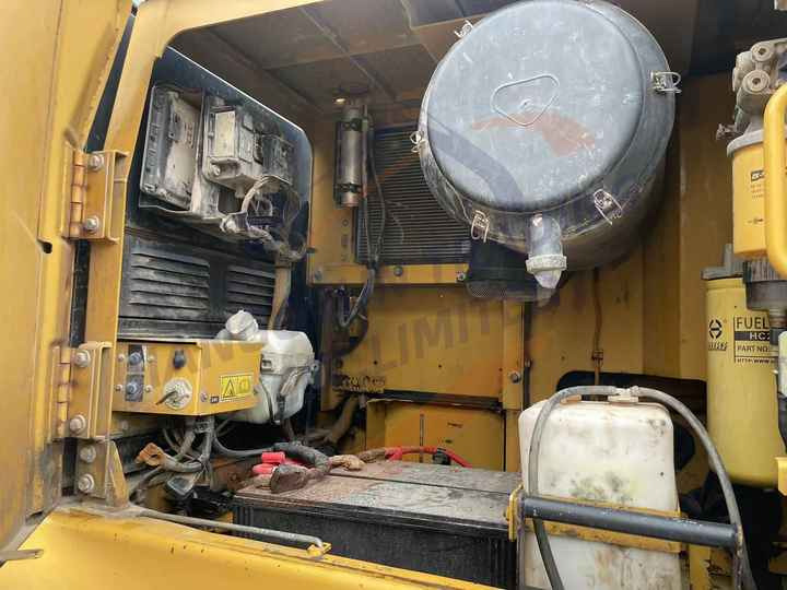 Heavy Cat Mining Excavator Cat 349d, 340d, 345D, 336D Excellent Secondhand Excavator in Shanghai - Багер: слика 2 Heavy Cat Mining Excavator Cat 349d, 340d, 345D, 336D Excellent Secondhand Excavator in Shanghai - Багер: слика 2