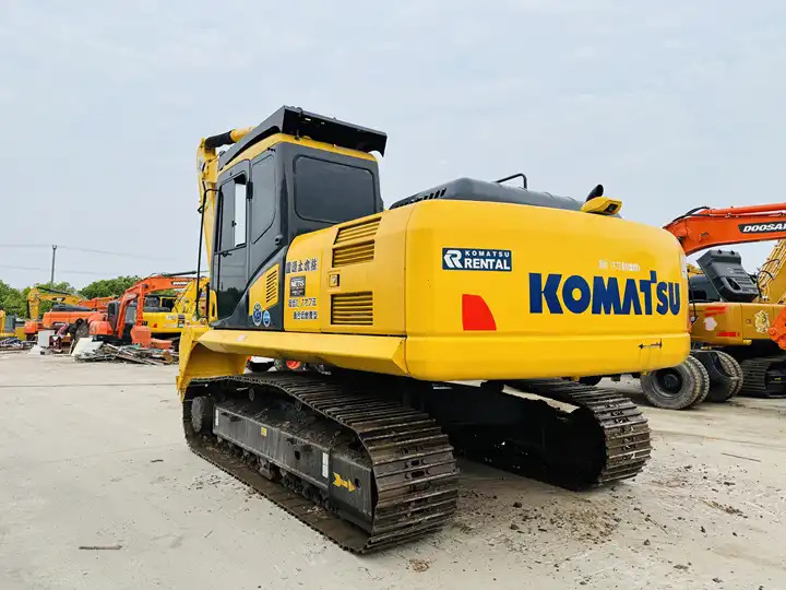 Hot Sale 20 Ton Crawler Excavator Komatsu Pc200-6 Pc200-7 Pc200-8 Original From Japan For Sale In Shanghai - Багер гасеничар: слика 5 Hot Sale 20 Ton Crawler Excavator Komatsu Pc200-6 Pc200-7 Pc200-8 Original From Japan For Sale In Shanghai - Багер гасеничар: слика 5
