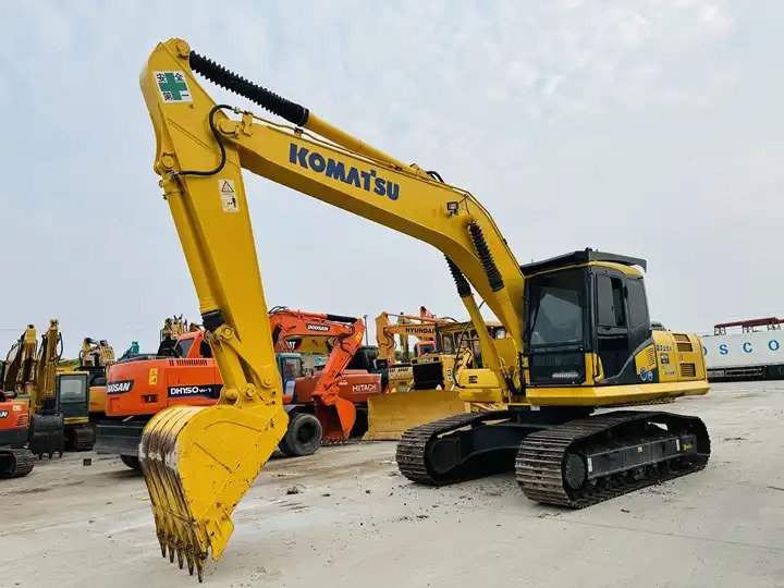 Hot Sale 20 Ton Crawler Excavator Komatsu Pc200-6 Pc200-7 Pc200-8 Original From Japan For Sale In Shanghai - Багер гасеничар: слика 5 Hot Sale 20 Ton Crawler Excavator Komatsu Pc200-6 Pc200-7 Pc200-8 Original From Japan For Sale In Shanghai - Багер гасеничар: слика 5