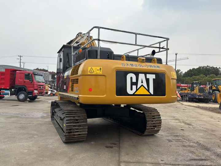 Hot Sale CAT 336 with Strong Power Engine Short Years Excellent Working Condition Crawler 36 Ton Used Tractor CAT 336 in Shock - Багер: слика 3 Hot Sale CAT 336 with Strong Power Engine Short Years Excellent Working Condition Crawler 36 Ton Used Tractor CAT 336 in Shock - Багер: слика 3