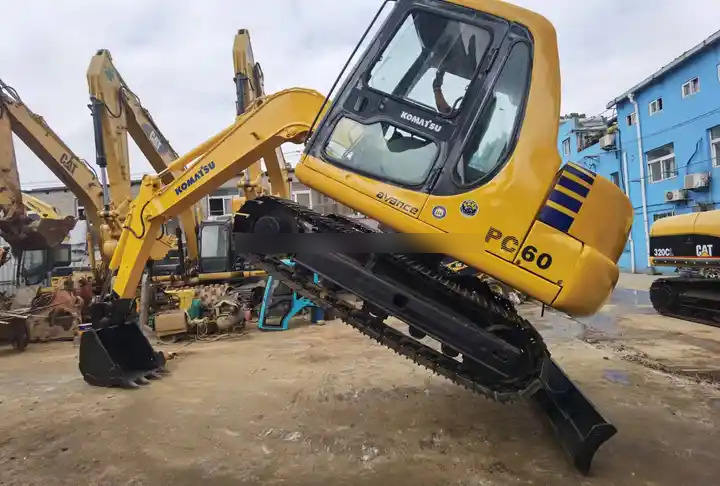 Second hand Komatsu PC60-7 excavator in good condition for sale - Багер гасеничар: слика 2 Second hand Komatsu PC60-7 excavator in good condition for sale - Багер гасеничар: слика 2