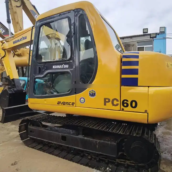 Second hand Komatsu PC60-7 excavator in good condition for sale - Багер гасеничар: слика 1 Second hand Komatsu PC60-7 excavator in good condition for sale - Багер гасеничар: слика 1