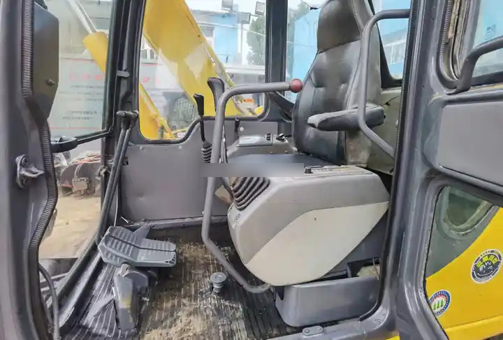 Second hand Komatsu PC60-7 excavator in good condition for sale - Багер гасеничар: слика 4 Second hand Komatsu PC60-7 excavator in good condition for sale - Багер гасеничар: слика 4