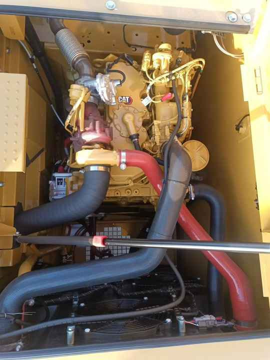 Used Excavator Caterpillar Cat 320gc 320d2 320 320d2l 320g 320bl Excavator Secondhand Caterpillar 336 336D 325 320gc 320cl - Багер гасеничар: слика 3 Used Excavator Caterpillar Cat 320gc 320d2 320 320d2l 320g 320bl Excavator Secondhand Caterpillar 336 336D 325 320gc 320cl - Багер гасеничар: слика 3