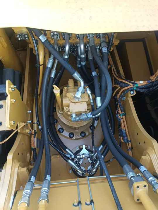 Used Excavator Caterpillar Cat 320gc 320d2 320 320d2l 320g 320bl Excavator Secondhand Caterpillar 336 336D 325 320gc 320cl - Багер гасеничар: слика 4 Used Excavator Caterpillar Cat 320gc 320d2 320 320d2l 320g 320bl Excavator Secondhand Caterpillar 336 336D 325 320gc 320cl - Багер гасеничар: слика 4