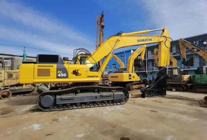 Used Excavator Japan 45ton Good Quality Komatsu Pc450-8 Excavator with hydraulic breaker Cheap Price For Sale - Багер гасеничар: слика 3 Used Excavator Japan 45ton Good Quality Komatsu Pc450-8 Excavator with hydraulic breaker Cheap Price For Sale - Багер гасеничар: слика 3