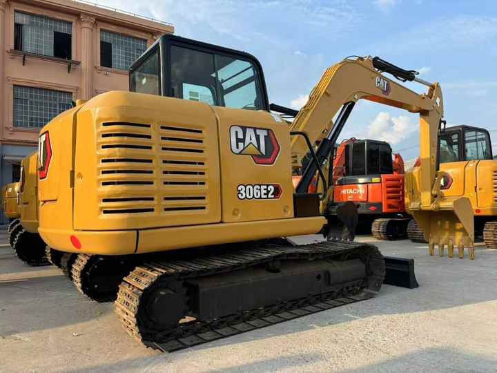 Used Excavators CAT 306E New Arrival Japan 6 Tons Hydraulic Crawler CAT Caterpillar 306E Used CAT Excavator - Багер: слика 5 Used Excavators CAT 306E New Arrival Japan 6 Tons Hydraulic Crawler CAT Caterpillar 306E Used CAT Excavator - Багер: слика 5