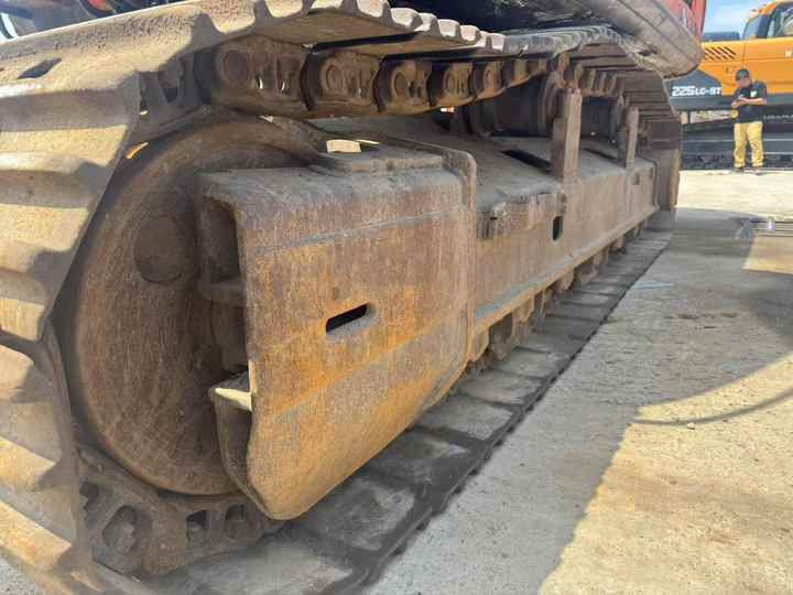 Used Machinery ZX350-5G ZX350-3G 35 Ton Crawler Used Hitachi Excavators Hitachi Heavy Duty Machine ZAXIS 350-5G 350-3G for Sale - Багер: слика 5 Used Machinery ZX350-5G ZX350-3G 35 Ton Crawler Used Hitachi Excavators Hitachi Heavy Duty Machine ZAXIS 350-5G 350-3G for Sale - Багер: слика 5