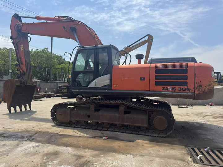 Used Machinery ZX350-5G ZX350-3G 35 Ton Crawler Used Hitachi Excavators Hitachi Heavy Duty Machine ZAXIS 350-5G 350-3G for Sale - Багер: слика 2 Used Machinery ZX350-5G ZX350-3G 35 Ton Crawler Used Hitachi Excavators Hitachi Heavy Duty Machine ZAXIS 350-5G 350-3G for Sale - Багер: слика 2