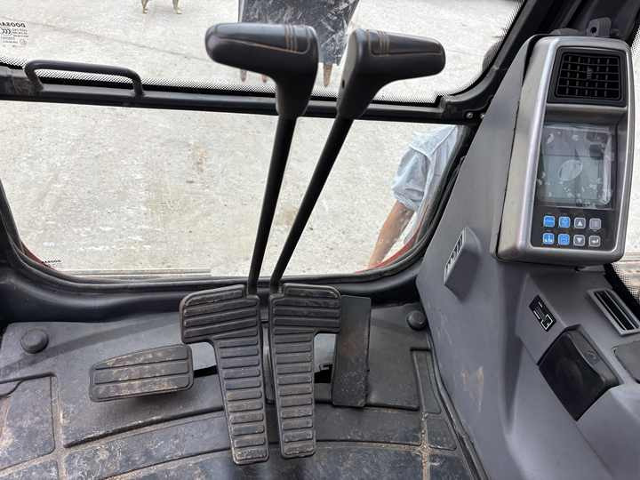 Used Original KoreaN Doosan DX225lca Excavator Doosan Excavators Engineering Machinery Doosan 22ton USED Excavadoras - Багер гасеничар: слика 2 Used Original KoreaN Doosan DX225lca Excavator Doosan Excavators Engineering Machinery Doosan 22ton USED Excavadoras - Багер гасеничар: слика 2