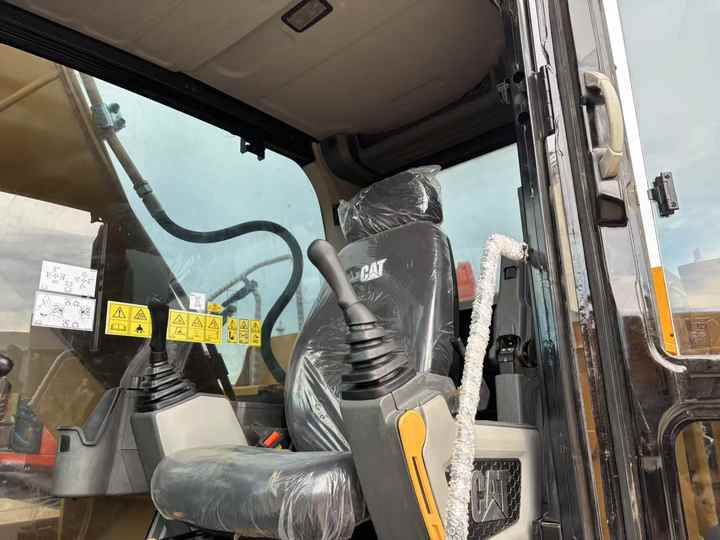 Used cat 320gc New Caterpillar Cat 320gc 320gx Excavator Latest Model Caterpillar 320gc 20 Ton Excavator Used Cat320gc - Багер: слика 5 Used cat 320gc New Caterpillar Cat 320gc 320gx Excavator Latest Model Caterpillar 320gc 20 Ton Excavator Used Cat320gc - Багер: слика 5