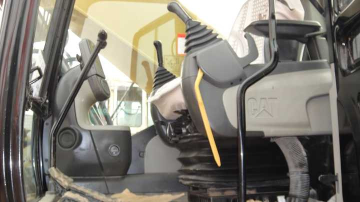 Perfect performance caterpillar Used 336D2L 336D2 336D Hydraulic Crawler Excavator Suitable For Construction - Багер гасеничар: слика 4 Perfect performance caterpillar Used 336D2L 336D2 336D Hydraulic Crawler Excavator Suitable For Construction - Багер гасеничар: слика 4