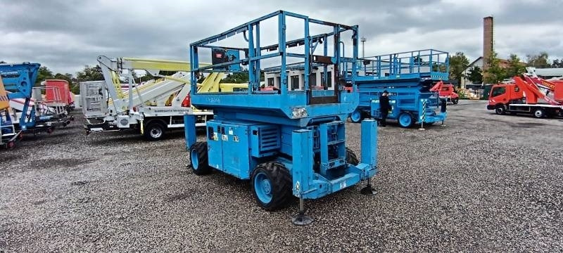 Кревач ножица Genie GS-2669 - 10 m, 4x4, diesel: слика 6