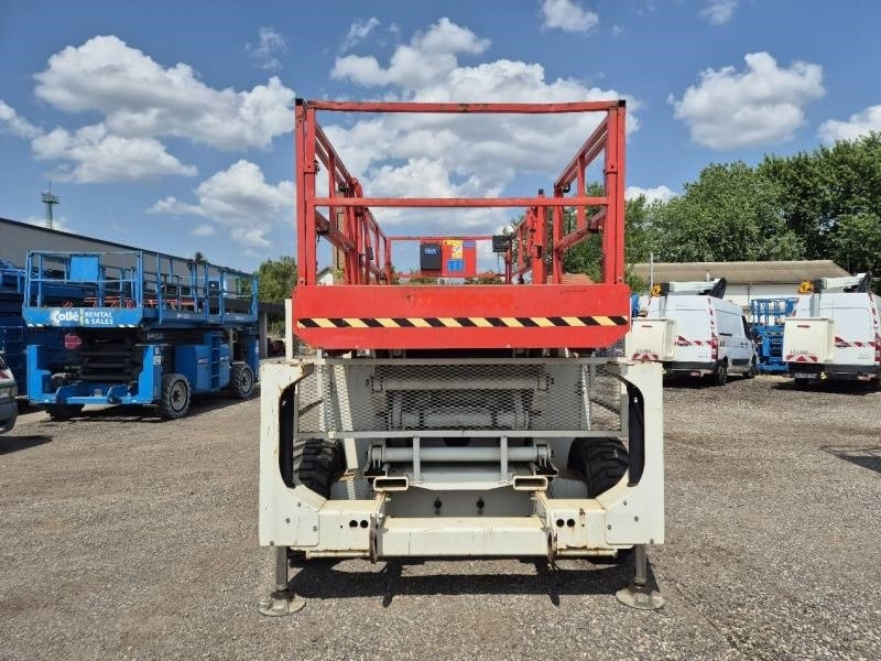 Genie GS3390 - 12,06 m - 4x4 - diesel - Кревач ножица: слика 3 Genie GS3390 - 12,06 m - 4x4 - diesel - Кревач ножица: слика 3