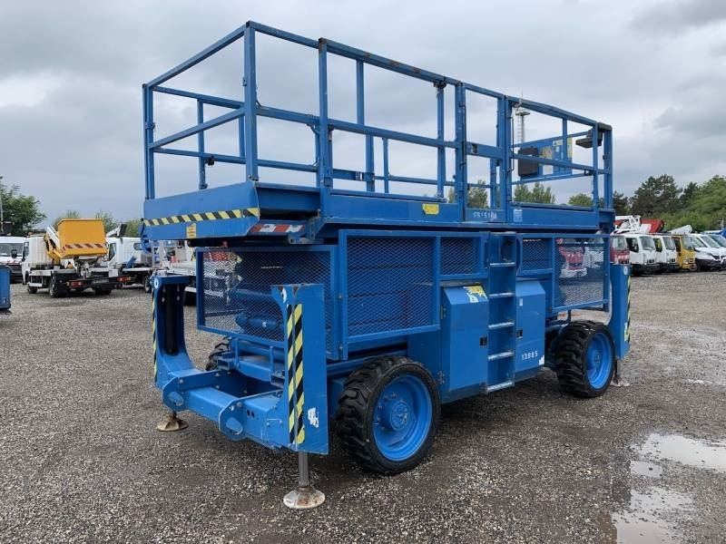 Genie GS4390 - 15,11m, diesel, 4x4  - Кревач ножица: слика 2 Genie GS4390 - 15,11m, diesel, 4x4  - Кревач ножица: слика 2