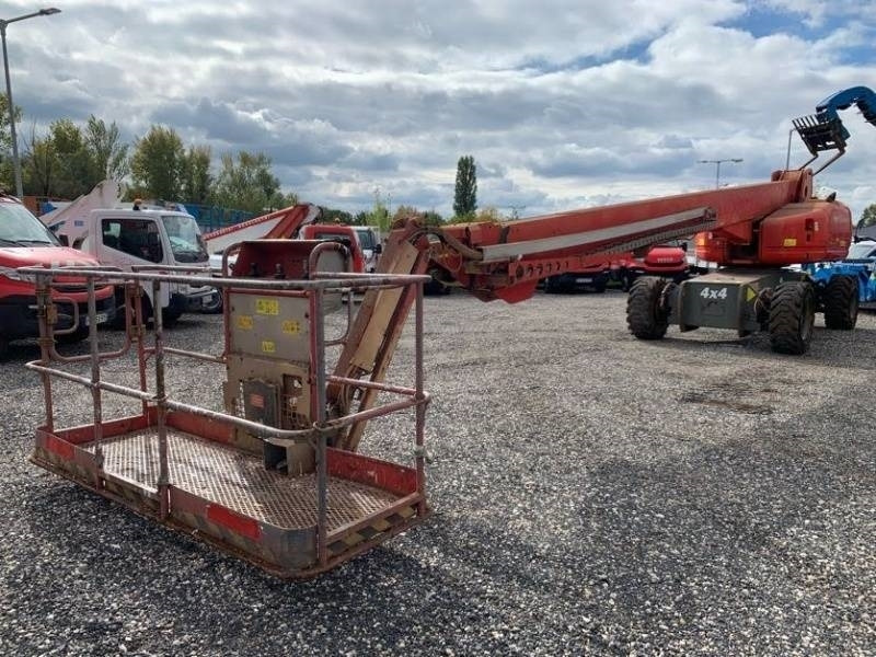 Genie S-105 - 34 m - 4x4 - diesel - Дигачка зглобна платформа: слика 2 Genie S-105 - 34 m - 4x4 - diesel - Дигачка зглобна платформа: слика 2