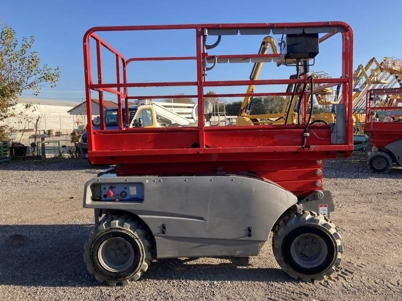 Haulotte Compact 10 RTE - 4x4, 10m, electric - *NEW BATTERY - Кревач ножица: слика 5 Haulotte Compact 10 RTE - 4x4, 10m, electric - *NEW BATTERY - Кревач ножица: слика 5