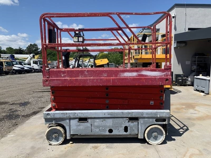 Haulotte Compact 12 - 12m, electric - Кревач ножица: слика 4 Haulotte Compact 12 - 12m, electric - Кревач ножица: слика 4