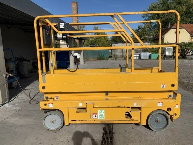 Haulotte Compact 8 - 8m, electric - Кревач ножица: слика 5 Haulotte Compact 8 - 8m, electric - Кревач ножица: слика 5