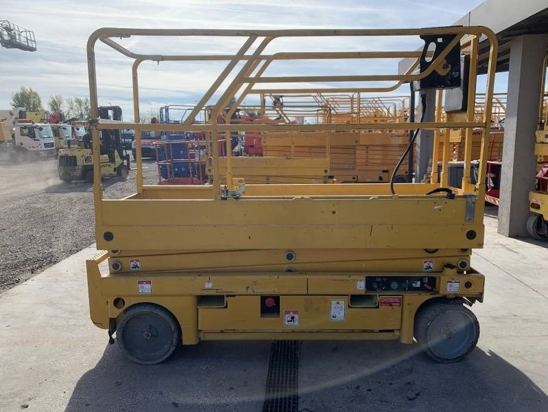 Haulotte Compact 8 - 8m, electric - Кревач ножица: слика 4 Haulotte Compact 8 - 8m, electric - Кревач ножица: слика 4