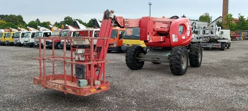 Haulotte HA16PX - 16m, 4x4x4, diesel - Дигачка зглобна платформа: слика 2 Haulotte HA16PX - 16m, 4x4x4, diesel - Дигачка зглобна платформа: слика 2