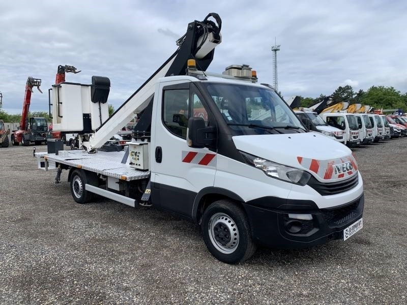 Iveco Daily Klubb KT48 - 16m, 200kg - Камион со подигачка кошница: слика 1 Iveco Daily Klubb KT48 - 16m, 200kg - Камион со подигачка кошница: слика 1