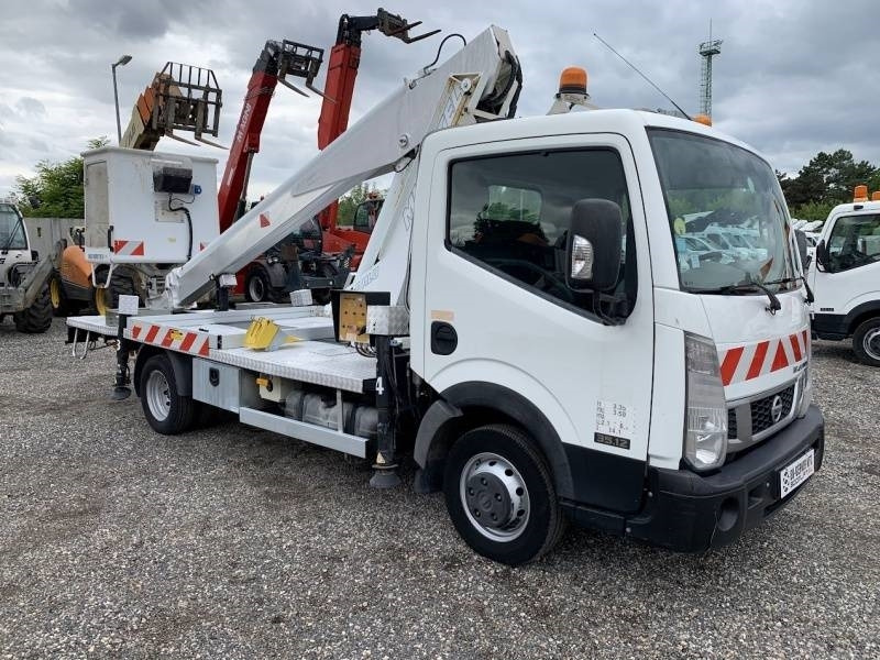 Nissan Cabstar Multitel 160 ALU DS - 16m - Камион со подигачка кошница: слика 1 Nissan Cabstar Multitel 160 ALU DS - 16m - Камион со подигачка кошница: слика 1