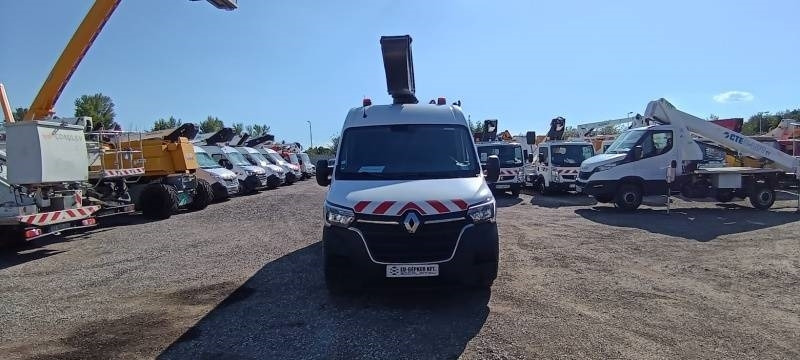 Renault Master Klubb KL32 - 12,5 m, 120 kg - Камион со подигачка кошница: слика 3 Renault Master Klubb KL32 - 12,5 m, 120 kg - Камион со подигачка кошница: слика 3