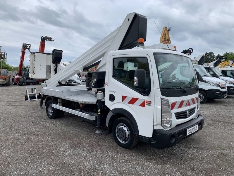 Renault Maxity ISOLI VT60NE - 20m, 250kg - Камион со подигачка кошница: слика 1 Renault Maxity ISOLI VT60NE - 20m, 250kg - Камион со подигачка кошница: слика 1