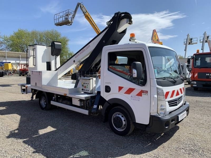 Renault Maxity Klubb KT48 - 16m, 200kg - Камион со подигачка кошница: слика 1 Renault Maxity Klubb KT48 - 16m, 200kg - Камион со подигачка кошница: слика 1