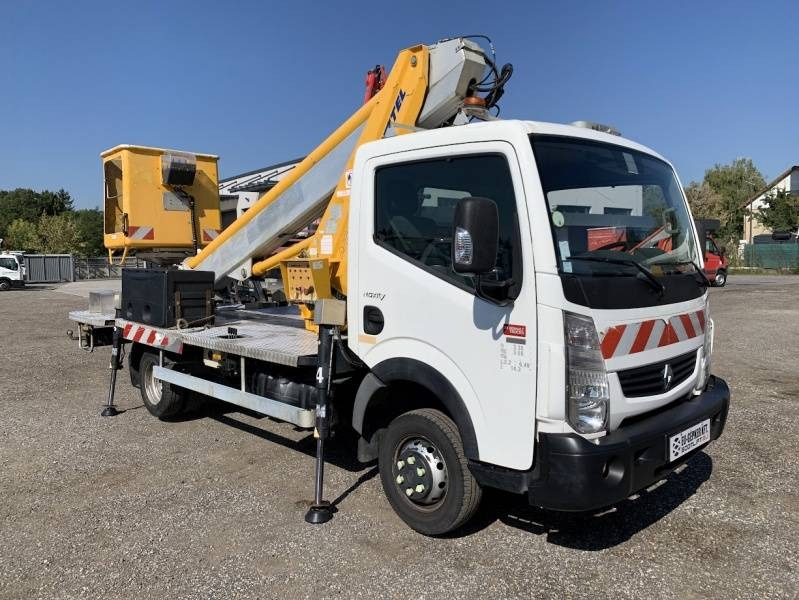 Renault Maxity Multitel MT202DS - 20m - 200 kg - Камион со подигачка кошница: слика 1 Renault Maxity Multitel MT202DS - 20m - 200 kg - Камион со подигачка кошница: слика 1