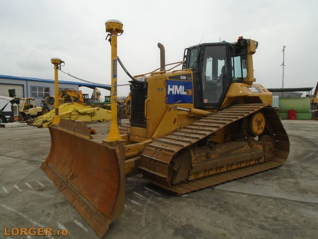 CAT D6N LGP - Булдожер: слика 1 CAT D6N LGP - Булдожер: слика 1