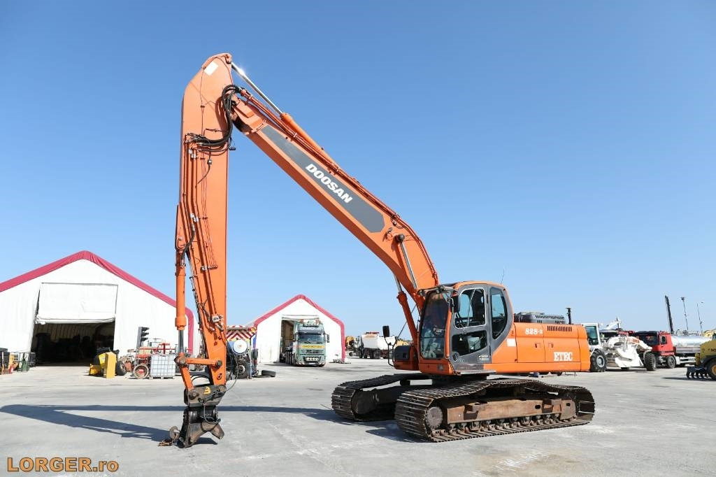 Doosan (Etec) DX 300 - Long Reach Boom 14m + 3D GPS TOPCO - Багер: слика 1 Doosan (Etec) DX 300 - Long Reach Boom 14m + 3D GPS TOPCO - Багер: слика 1