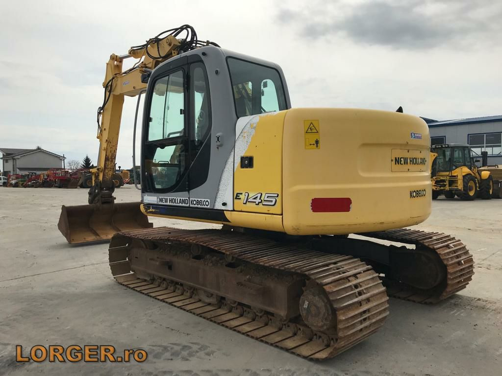 New Holland E 145 - Багер гасеничар: слика 4 New Holland E 145 - Багер гасеничар: слика 4