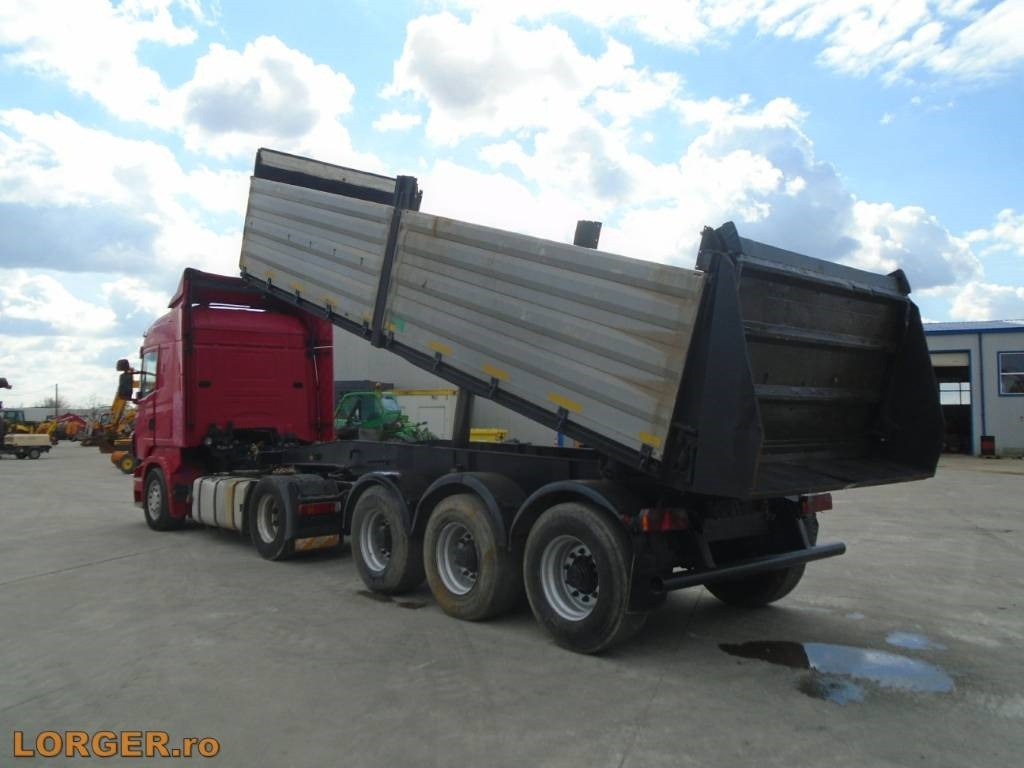 Schwarzmuller R420 - Приколка сандучар: слика 1 Schwarzmuller R420 - Приколка сандучар: слика 1
