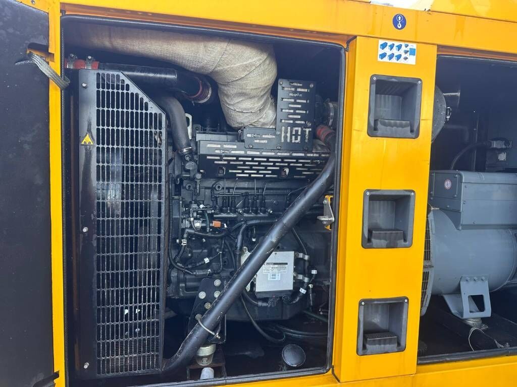 Sdmo R165 C3 Sdmo R165 C3 - Генераторска поставка: слика 5 Sdmo R165 C3 Sdmo R165 C3 - Генераторска поставка: слика 5
