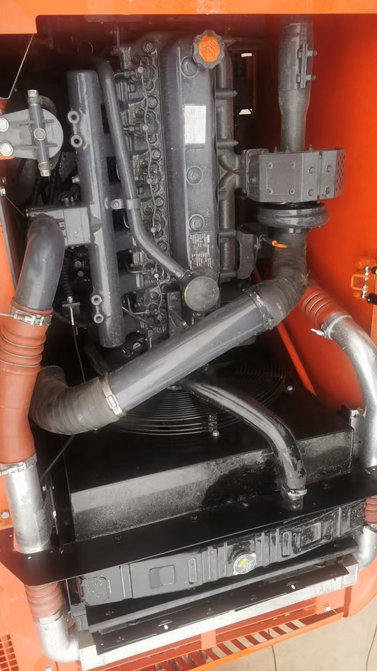 DOOSAN 225 - Багер: слика 3 DOOSAN 225 - Багер: слика 3