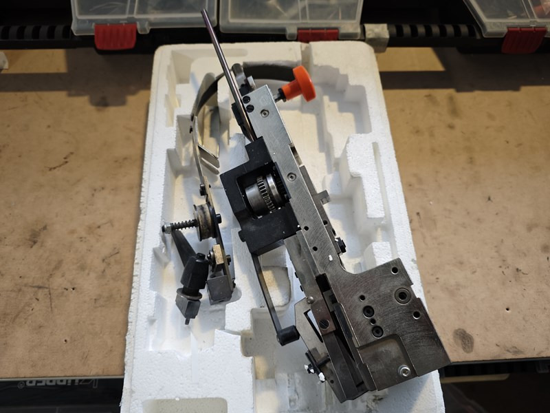 Hohner stitching head 52/8 - Опрема за печатење: слика 1 Hohner stitching head 52/8 - Опрема за печатење: слика 1