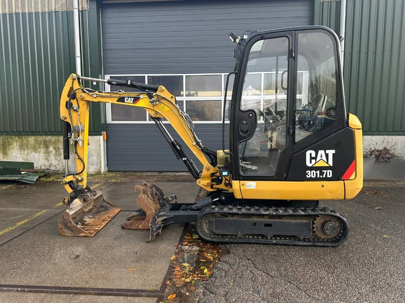 Cat 301.7 D - Automatic greasing! - Мини багер: слика 2 Cat 301.7 D - Automatic greasing! - Мини багер: слика 2